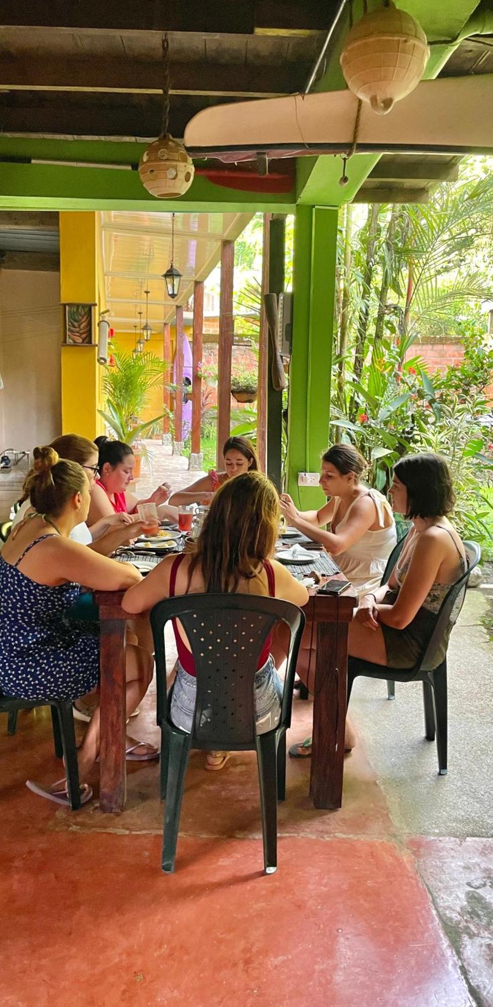 Posada Turistica Rocas De Cabo Marzo Bahia Solano Esterno foto