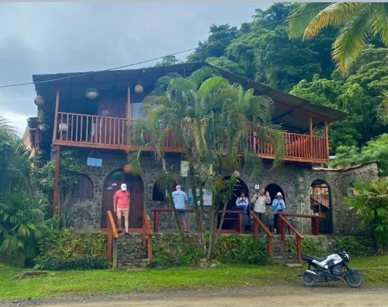 Posada Turistica Rocas De Cabo Marzo Bahia Solano Esterno foto
